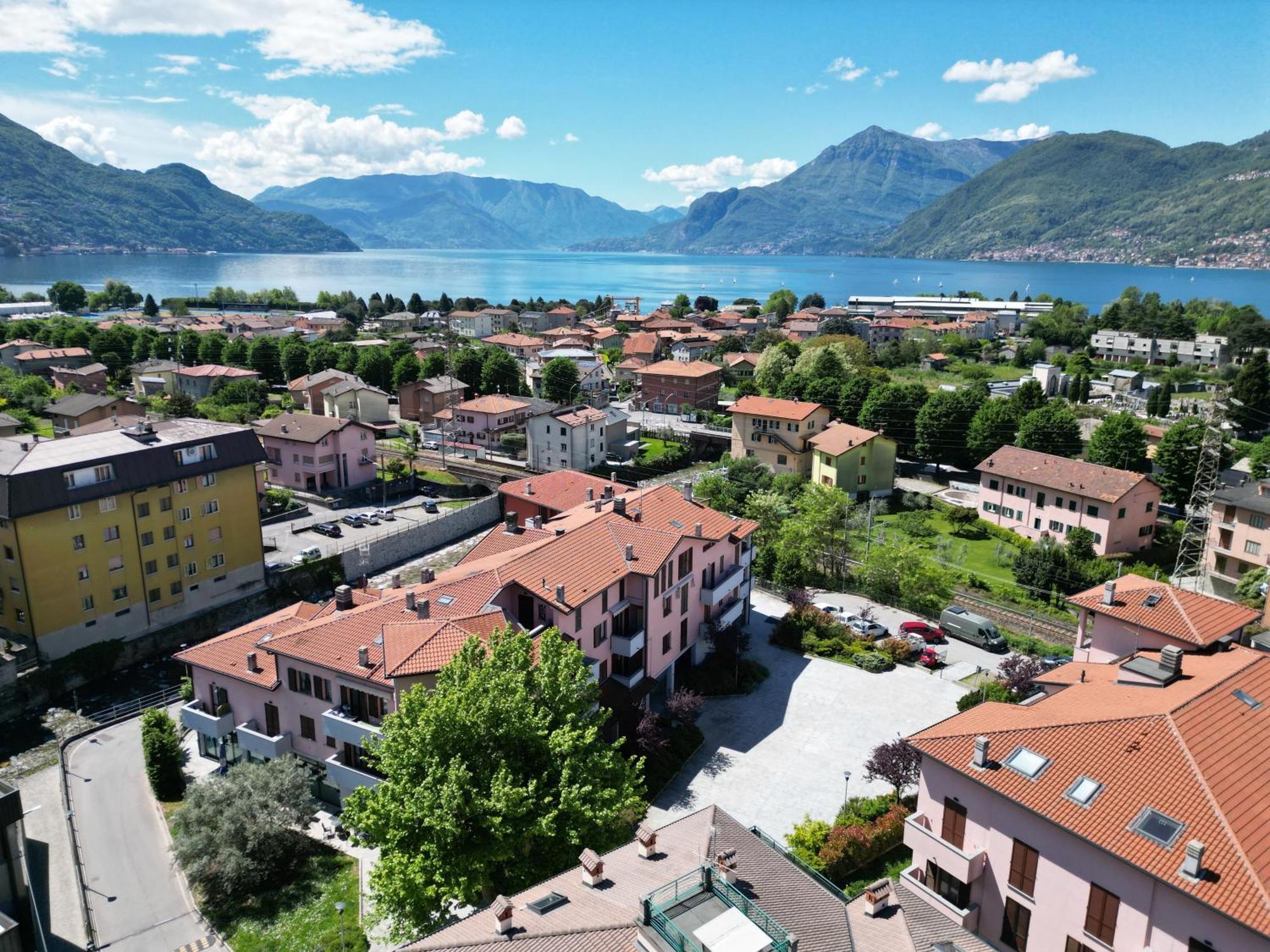Lake And River Feelings - Dervio Apartment Esterno foto